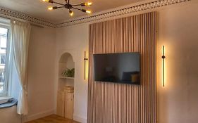 1 Bed Apartment